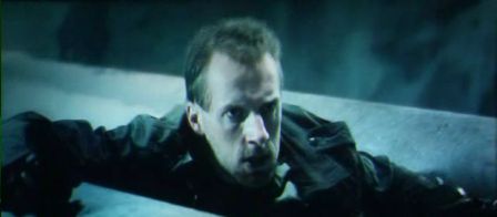 die-hard-4-vf-avi499.jpg